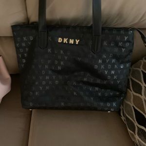 Dkny purse with wallet